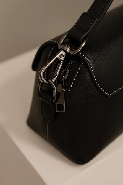 Oil Wax Cowhide Genuine Leather Crossbody Small Bag for Women Fashionable Versatile Shoulder Shell Handbag Lady Casual Phone Bag Novara Shop Oil Wax Cowhide Genuine Leather Crossbody Small Bag for Women Fashionable Versatile Shoulder Shell Handbag Lady Casual Phone Bag  Novara Shop  Oil Wax Cowhide Genuine Leather Crossbody Small Bag for Women Fashionable Versatile Shoulder Shell Handbag Lady Casual Phone Bag