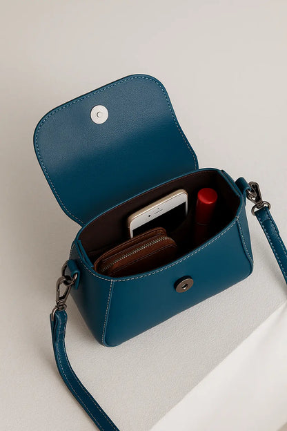 Oil Wax Cowhide Genuine Leather Crossbody Small Bag for Women Fashionable Versatile Shoulder Shell Handbag Lady Casual Phone Bag Novara Shop Oil Wax Cowhide Genuine Leather Crossbody Small Bag for Women Fashionable Versatile Shoulder Shell Handbag Lady Casual Phone Bag  Novara Shop  Oil Wax Cowhide Genuine Leather Crossbody Small Bag for Women Fashionable Versatile Shoulder Shell Handbag Lady Casual Phone Bag