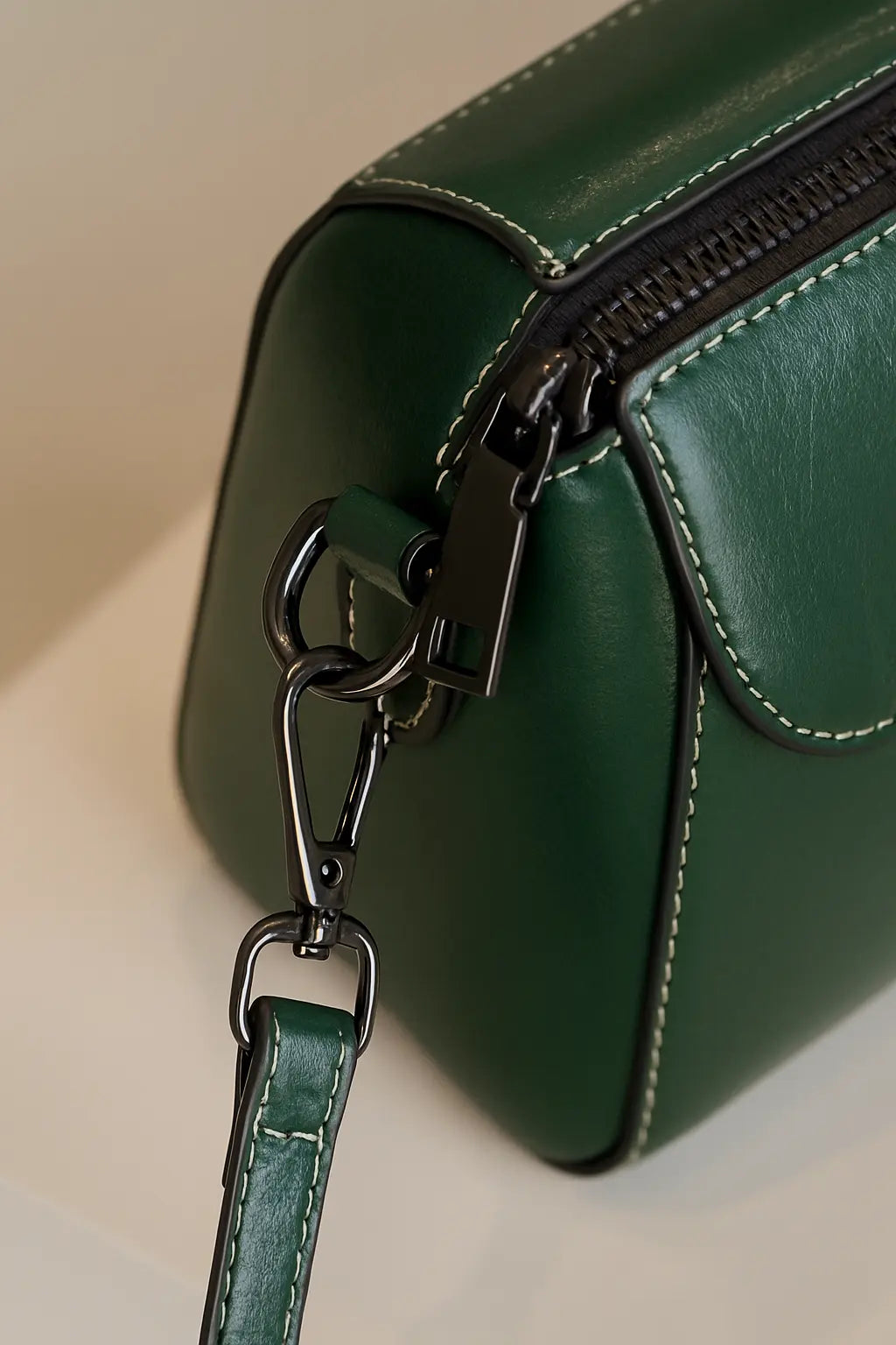 Oil Wax Cowhide Genuine Leather Crossbody Small Bag for Women Fashionable Versatile Shoulder Shell Handbag Lady Casual Phone Bag Novara Shop Oil Wax Cowhide Genuine Leather Crossbody Small Bag for Women Fashionable Versatile Shoulder Shell Handbag Lady Casual Phone Bag  Novara Shop  Oil Wax Cowhide Genuine Leather Crossbody Small Bag for Women Fashionable Versatile Shoulder Shell Handbag Lady Casual Phone Bag