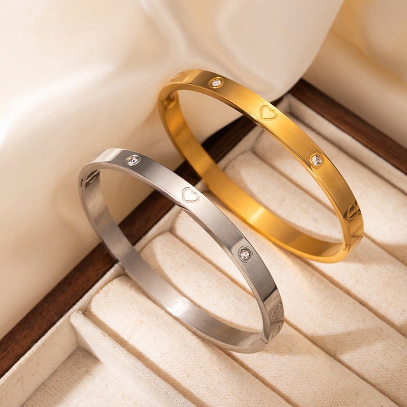High-grade Titanium Steel Bracelet Gold-plated Diamond Stainless Steel Bracelet Women Novara Shop   Novara Shop