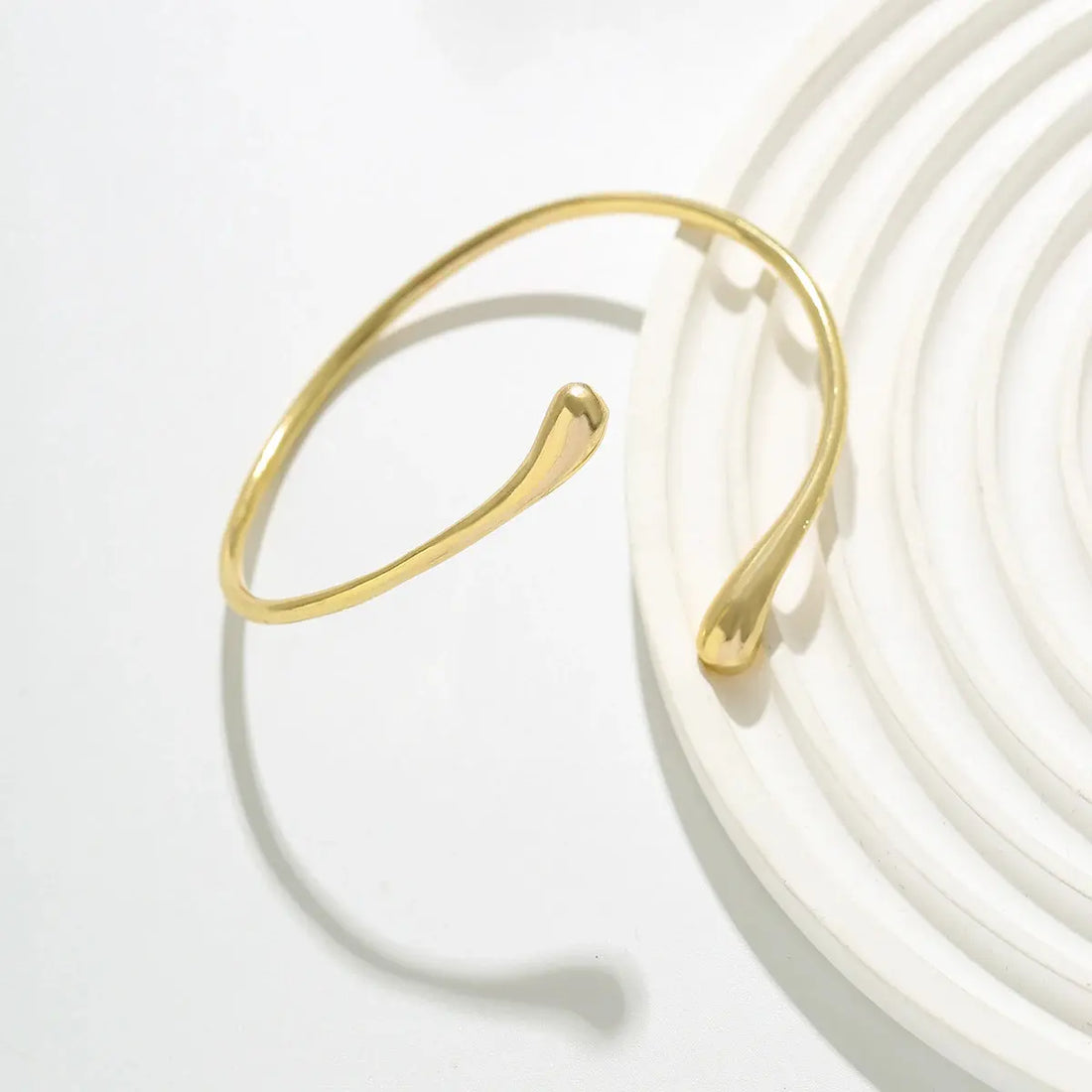 Ingemark Simple Vintage Water Drop Open Cuff Bangles fft New - Novarashop