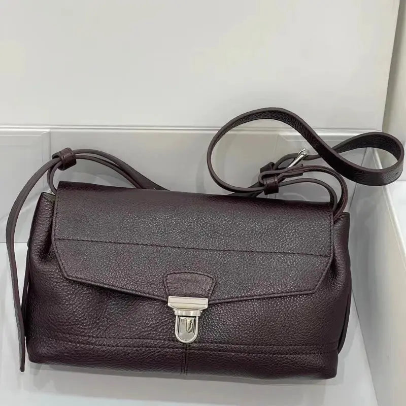 2025 New Vintage Street Trend Brand Hot Selling High Quality Vegetable-Tanned Cowhide Crossbody Bag Luxury Designer Novara Shop