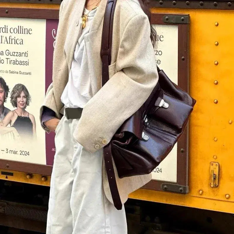 2025 New Vintage Street Trend Brand Hot Selling High Quality Vegetable-Tanned Cowhide Crossbody Bag Luxury Designer Novara Shop