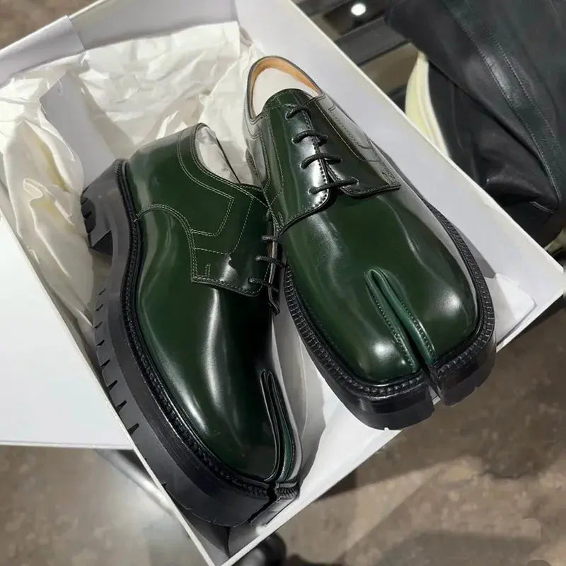 New Tabi Shoes Loafer Men And Women Split Toe Flats Casual Shoes Woman British Style Thick Sole Patent Leather Shoes Big Size 45 Novara Shop