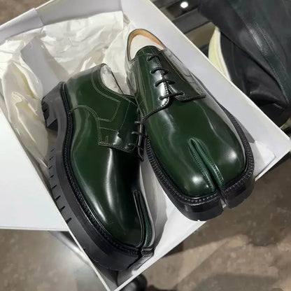 New Tabi Shoes Loafer Men And Women Split Toe Flats Casual Shoes Woman British Style Thick Sole Patent Leather Shoes Big Size 45 Novara Shop