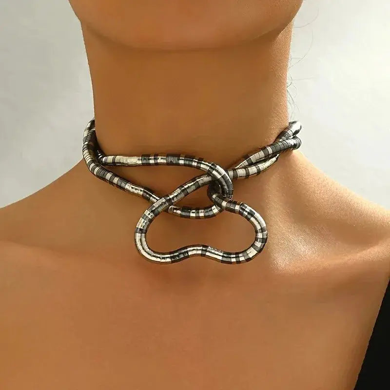 Vinatge Bendable Geometric Long Chain Necklace for