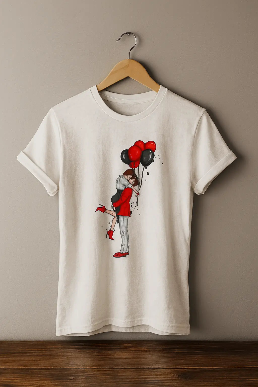 Balloon Print Women Black Tshirt Novarashop
